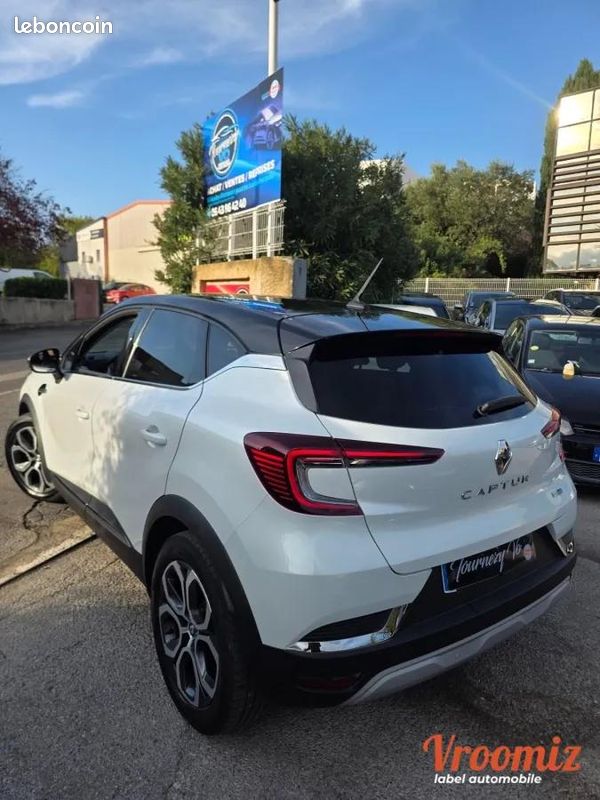 Renault Captur 1.6 E-TECH 145H 90 HYBRID FULL-HYBRID 1.2KWH INTENS BVA (image 9)