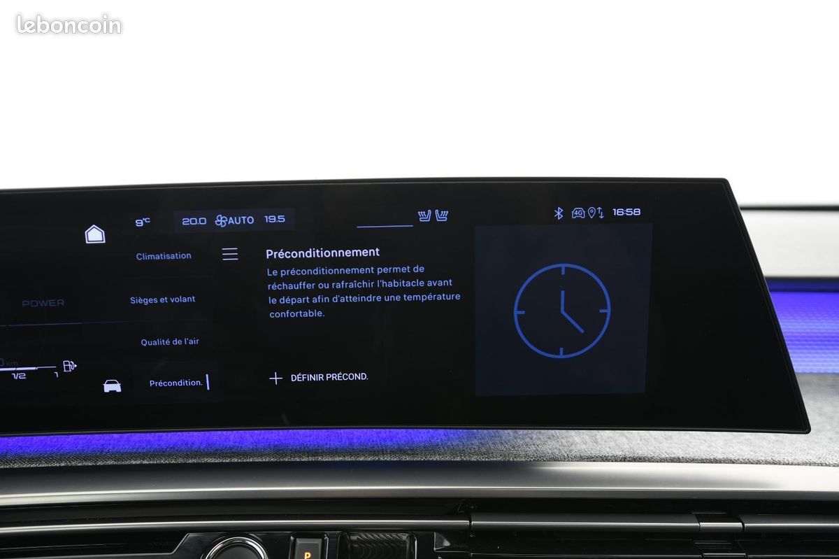 PEUGEOT 3008 Plug-in Hybrid 195 e-DCS7 GT FULL (image 29)