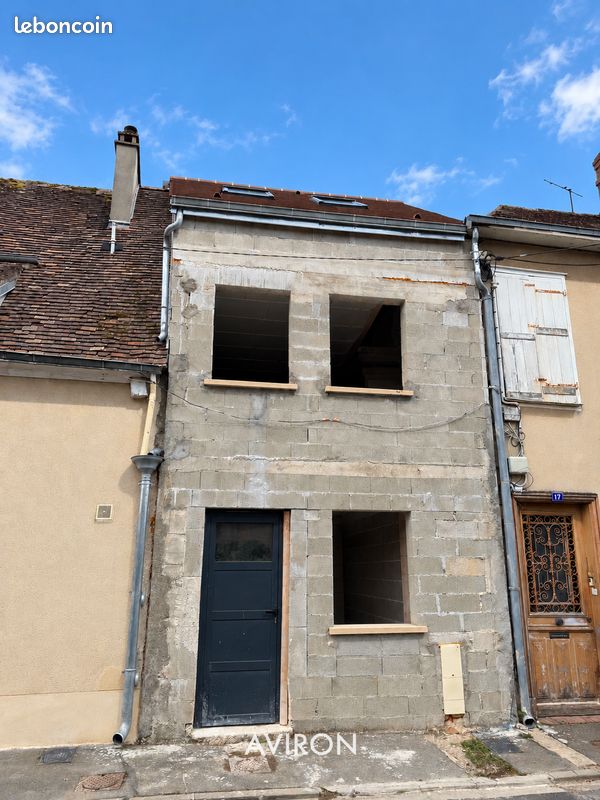 Maison 3 pièces 87 m² · à Illiers-Combray · 87 m² · 86 000 €