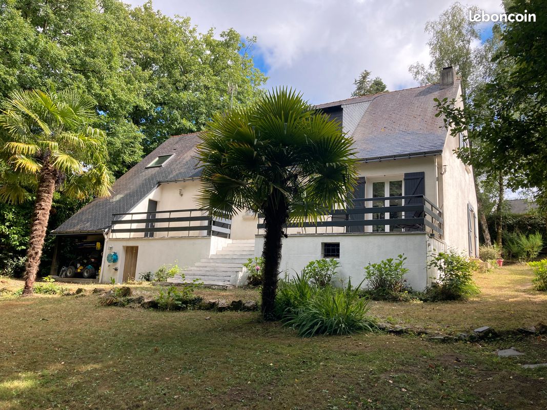 Maison 6 pièces 150 m² · à Sautron · 150 m² · 1 750 €