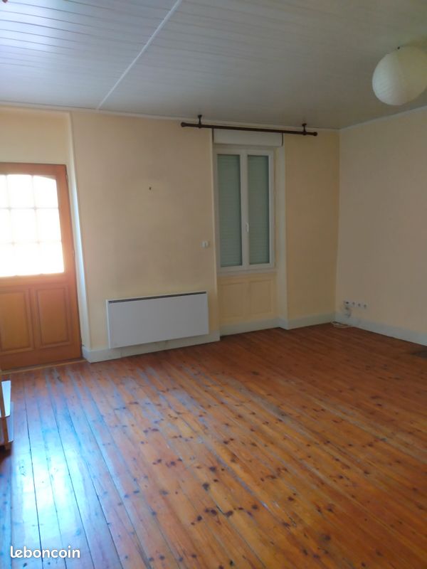 Appartement 3 pièces 90 m² · à Monsempron-Libos · 90 m² · 600 €/mois