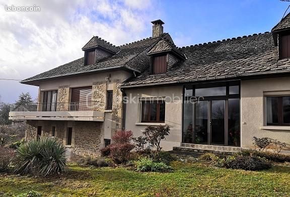Maison 8 pièces 282 m²