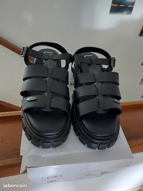 Chaussure d'été femme taille 40 (image 2)