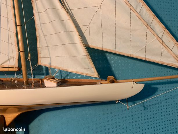 Authentic Models Ship Model Americas Cup Columbia grand, voilier, déco