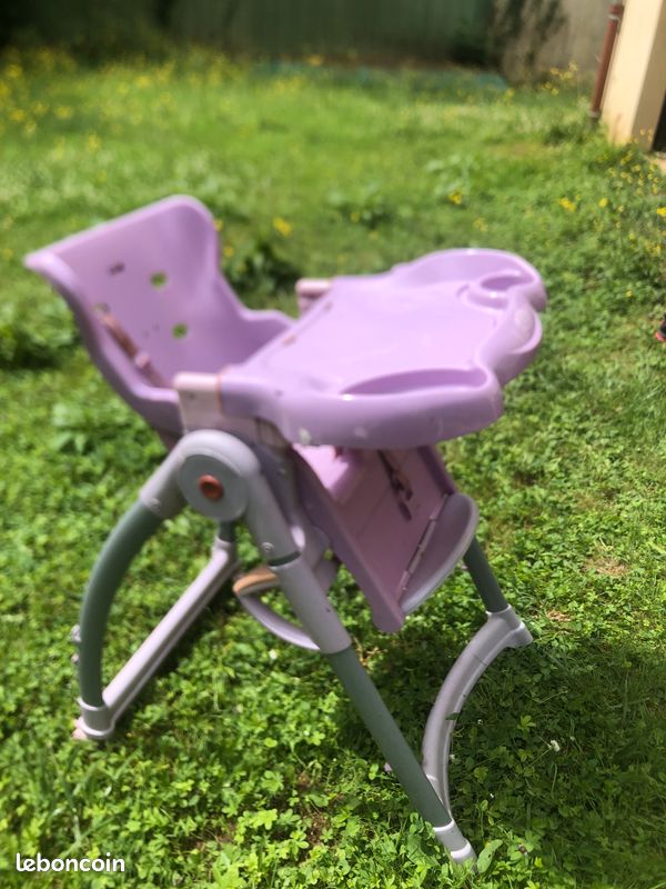 Chaise haute (image 1)