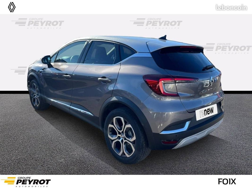 RENAULT Captur TCe 90 Techno (image 3)