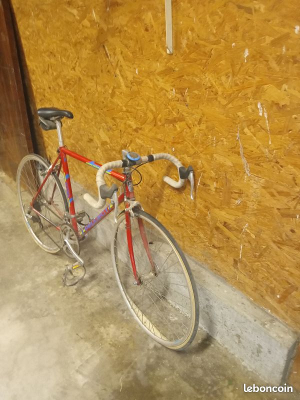 Vends vélo de course (image 1)