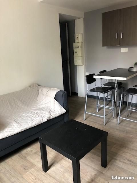 Appartement 2 pièces 25 m² · à Saint-Étienne · 25 m² · 430 €