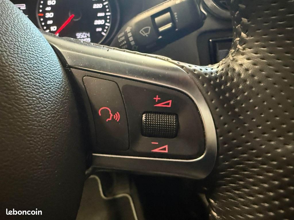 AUDI A3 RS3 SportBack Quattro 2.5 TFSI - 340 - BV S-tronic (image 16)