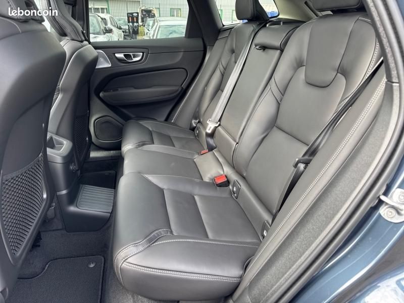 Volvo XC60 T6 Hybride Rechargeable 350ch Ultra Style Dark Geartronic 8 AWD (image 26)
