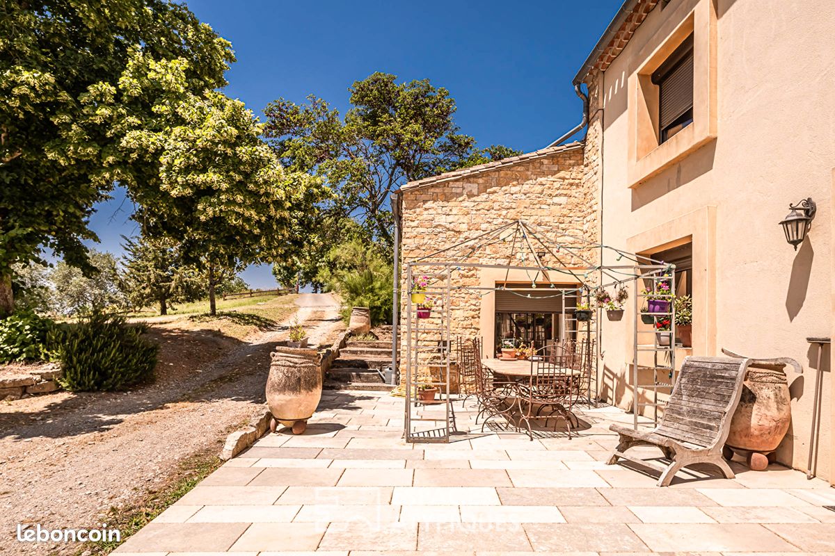 Maison 10 pièces 410 m² · à Limoux · 410 m² · 950 000 €