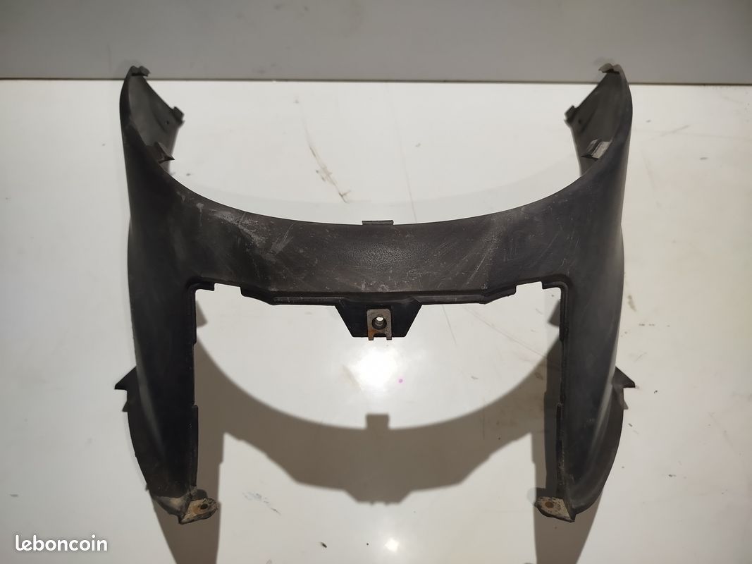 Plastique central DAELIM CORDI 50 ( 80151-SE4-0070 ) (image 2)