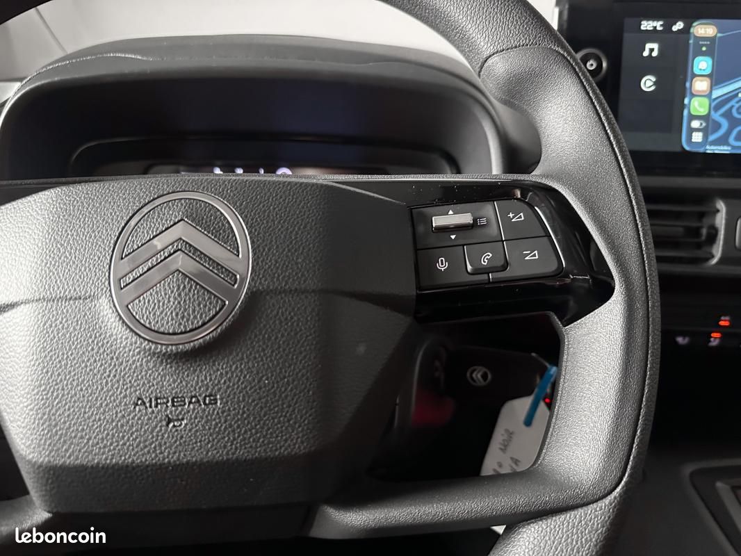 Citroën Berlingo VAN 3PL BLUEHDI 130CH -32% NEUF EAT8 S&S CARPLAY REGUL DAB FULL LED CABINE EXTENSO (image 25)