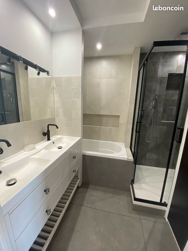 Appartement 3 pièces 76 m² · à Décines-Charpieu · 76 m² · 1 240 €