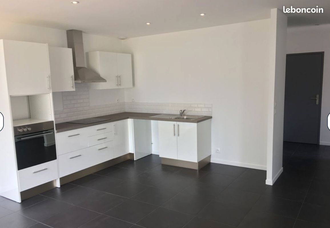 Maison a louer villenave-d'ornon - 5 pièce(s) - 112 m2 - Surfyn