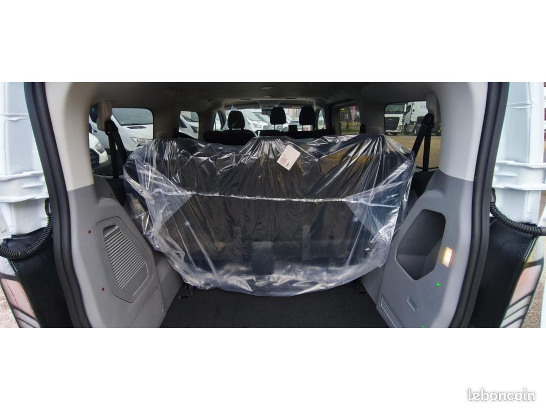 FORD TRANSIT CUSTOM KOMBI Kombi Custom 2.0 EcoBlue - 170 - BVA KOMBI CUSTOM 320 L1 Limited (image 6)