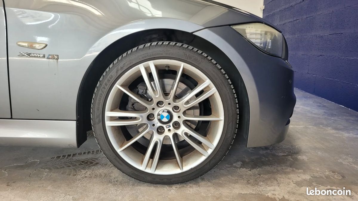 BMW Série 3 Touring 320 D 177ch Xdrive - 2009 - 167 254 km - Toit ouvrant - boite manuelle (image 30)