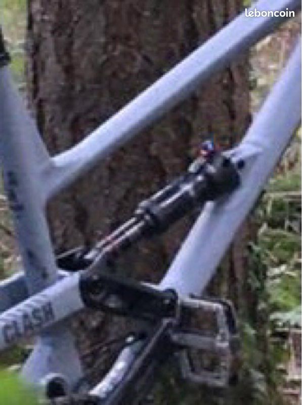 Amortisseur rockshox deluxe sélect + (image 1)