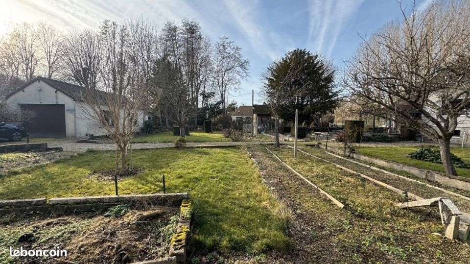 Terrain 529 m² Anet · 95 900 €