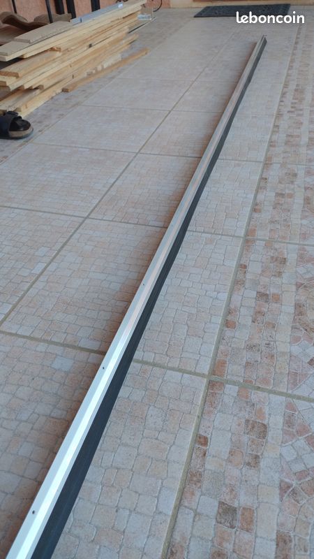 Baguette Bas de porte de Garage (image 2)