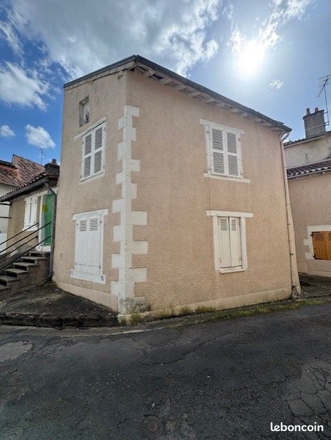 Maison 4 pièces 124 m² · à Montmorillon · 124 m² · 69 900 €