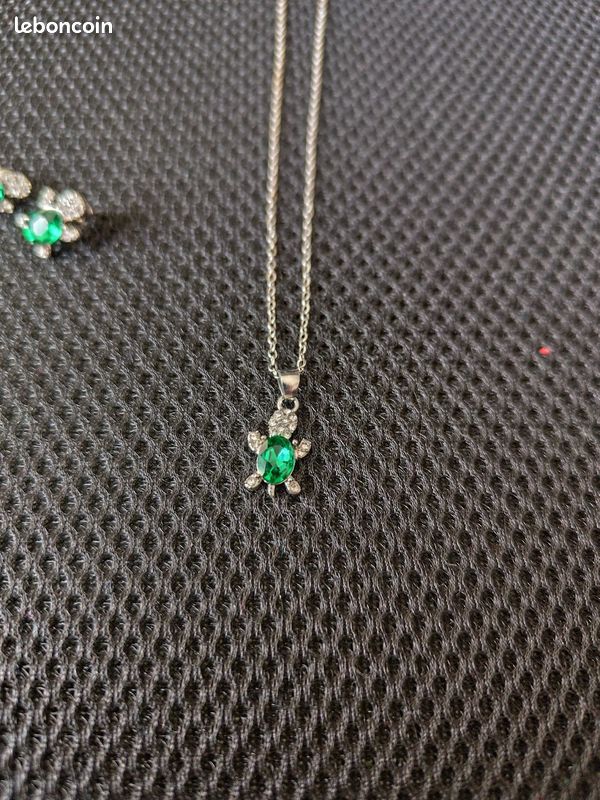 Colliers Tortue - Pendentifs, chaînes, parures, colliers - Univers Tortue