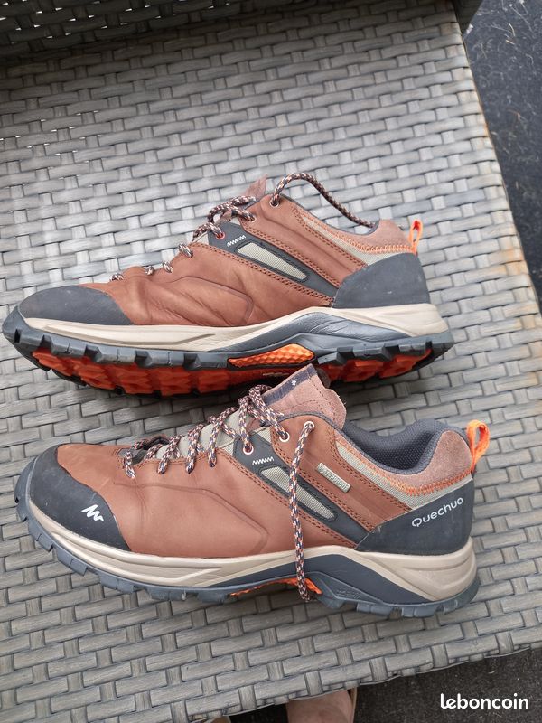 Chaussure de randonée wateproof (image 6)