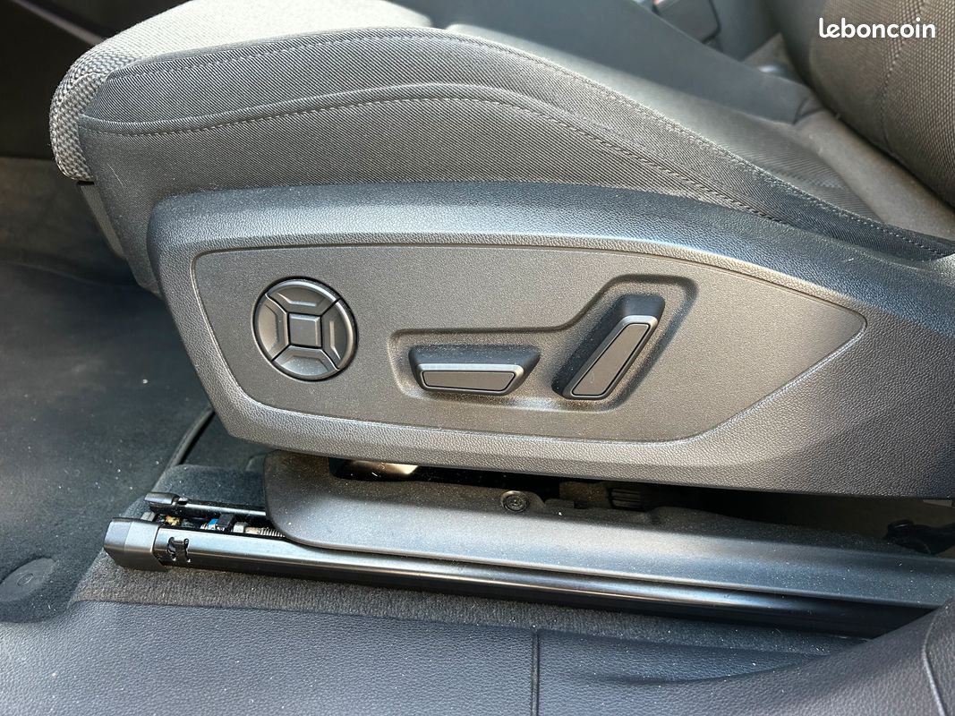 Audi Q3 Sportback 35 TDI 150 ch - 1 ère main - Garantie jusqu’à 48 mois (image 5)
