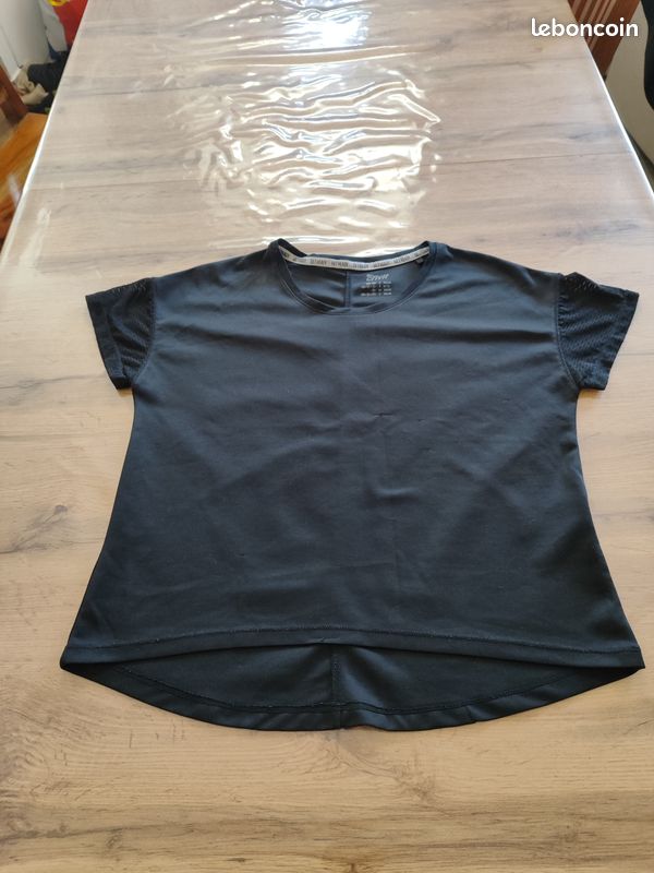 T-shirt Technique Crivit Noir, Taille M Idéal Sport et Confort