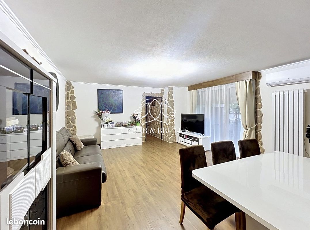 Appartement 4 pièces 83 m² · à Vaulx-en-Velin · 83 m² · 222 500 €