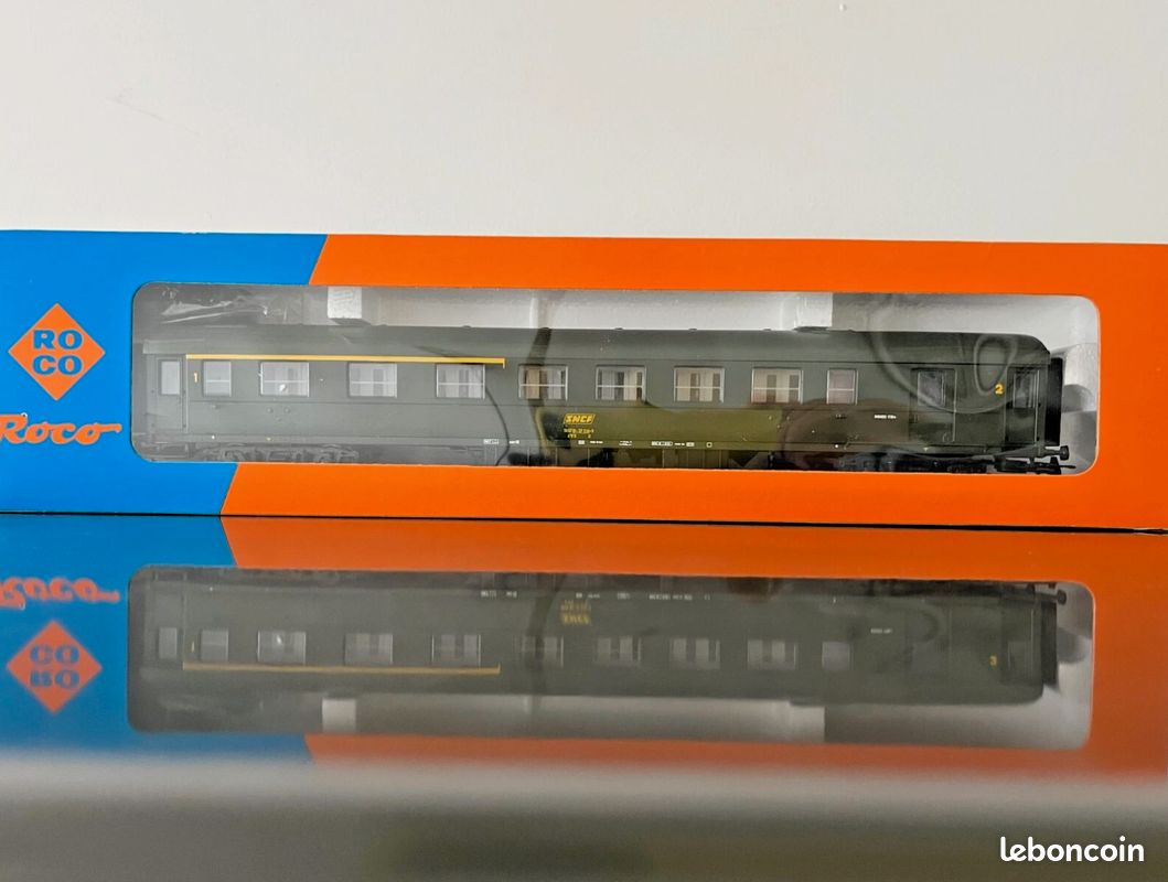 Roco 1ère/2ème Classe SNCF Echelle HO Voiture de Voyageurs - Verte (44218A) | Achetez sur