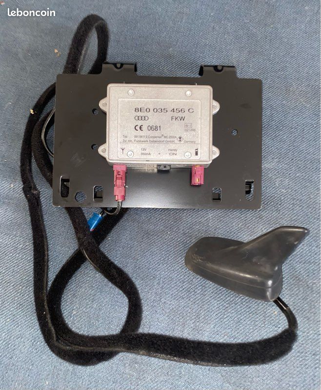 Antenne GPS Audi A3 8P (image 1)