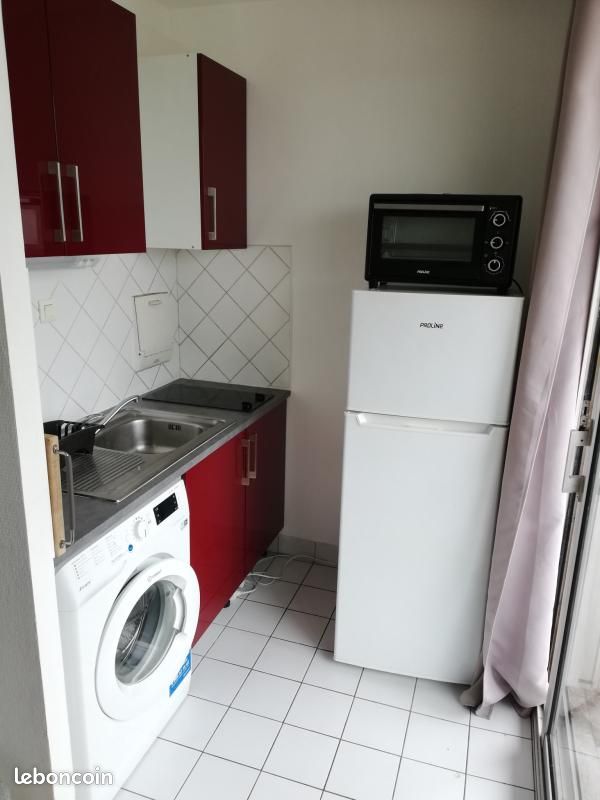 Appartement 1 pièce 24 m² · à Puteaux · 24 m² · 1 000 €/mois