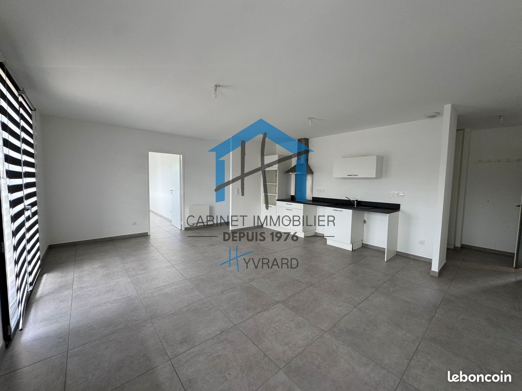 Appartement 4 pièces 81 m² · à Saint-Chamond · 81 m² · 947 €/mois