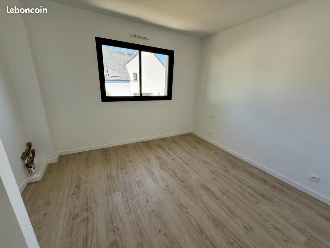 Maison a louer bruz - 6 pièce(s) - 106 m2 - Surfyn