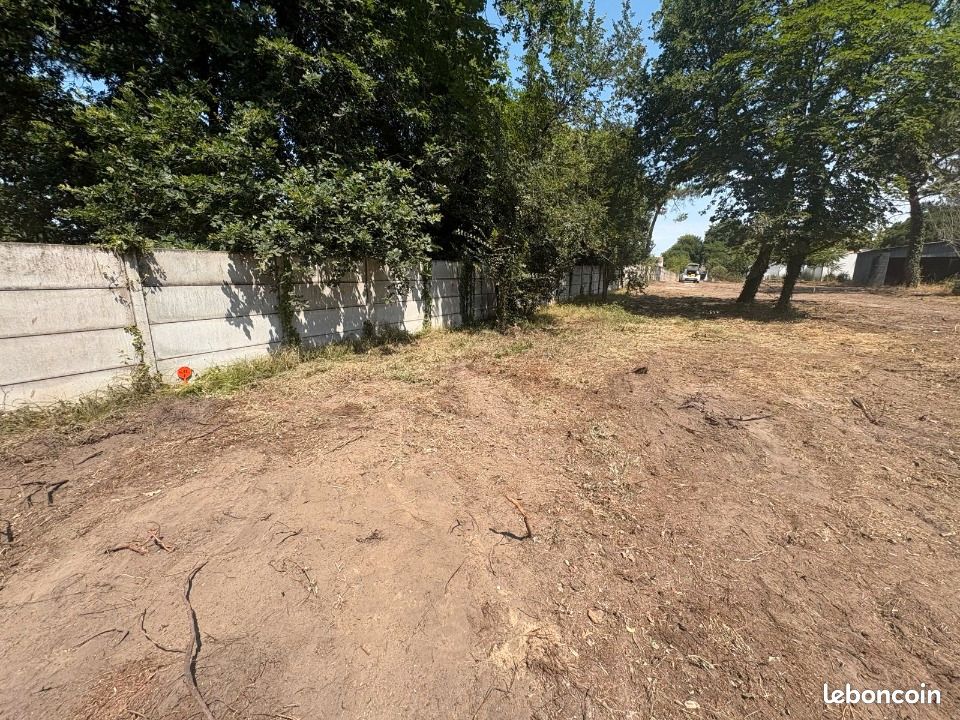 Terrain 444 m² Les Mathes · 149 000 €