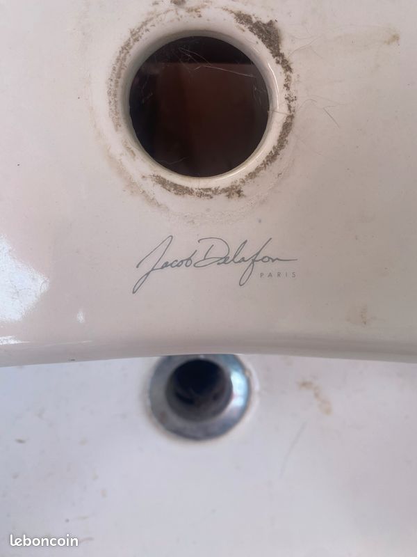 Lavabo et pied (image 1)