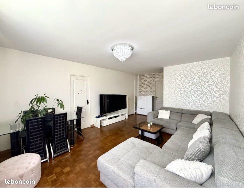 Parking 4 pièces 81 m² · à Bourg-lès-Valence · 81,1 m² · 165 000 €