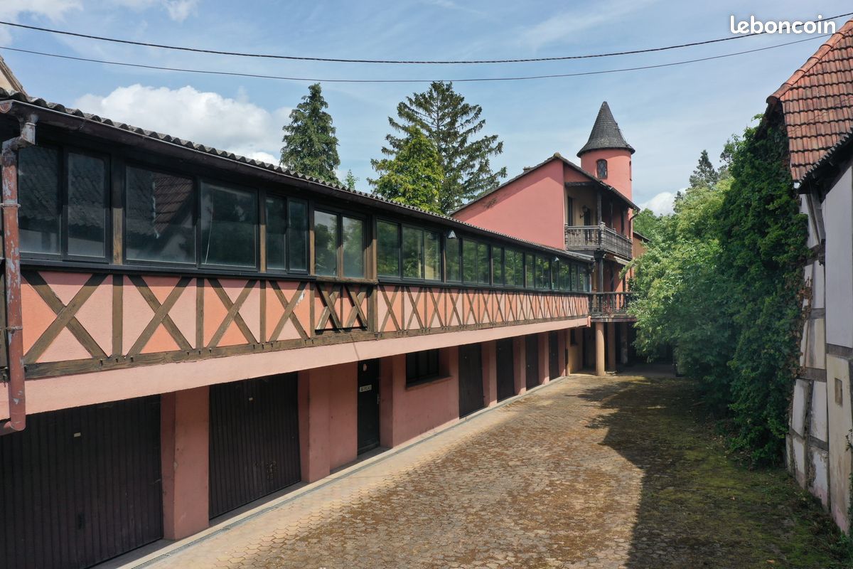 Maison 6 pièces 215 m² · à Brumath · 215 m² · 379 600 €