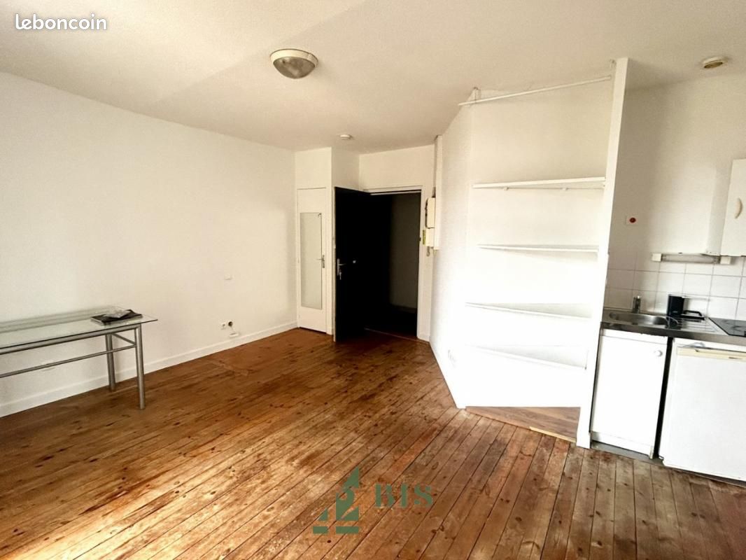 Appartement a louer roanne - 1 pièce(s) - 27 m2 - Surfyn