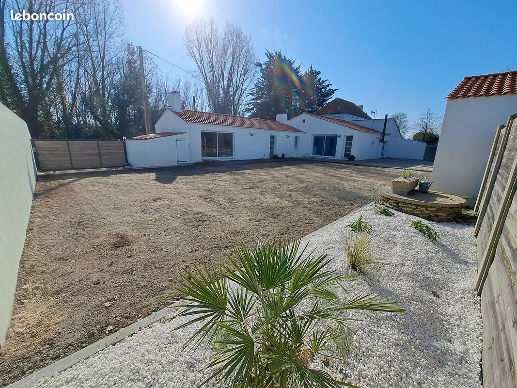 Maison a louer challans - 5 pièce(s) - 130 m2 - Surfyn