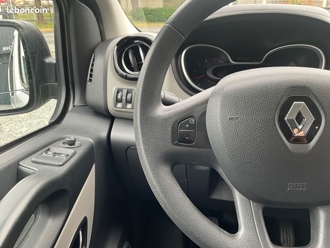 RENAULT TRAFIC 1.6 DCI 145 CH L1H1 ENERGY / AMENAGEMENT 6 PLACES / SIEGES ARR INDEPENDANTS / CAMERA / ENTRETIENs (image 27)
