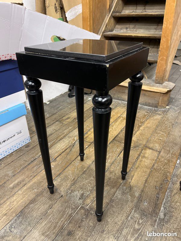 Table de chevet noire (image 1)