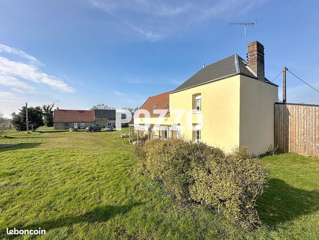 Maison 13 pièces 305 m² · à Précey · 305 m² · 442 000 €