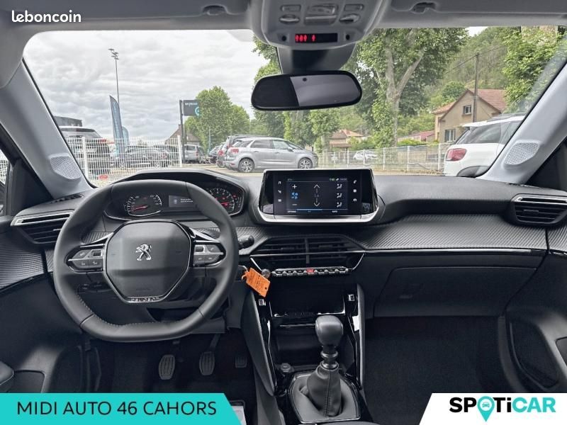 Peugeot 208 1.5 BlueHDi 100ch S&S Allure (image 8)