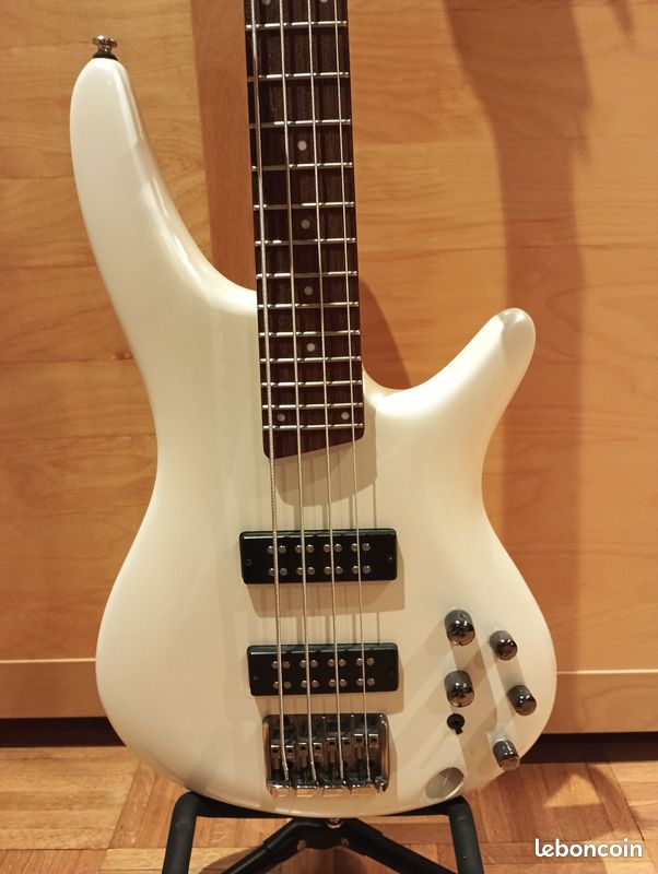 Basse Ibanez SR300E (image 2)