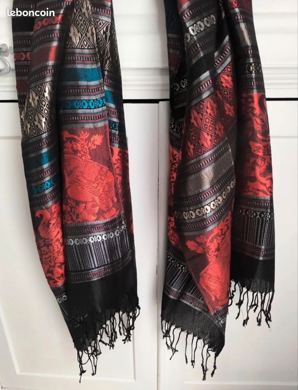 Foulard Châle Femme 78 X 80 Cm - Multicouleur - Occasion - Très Bon état