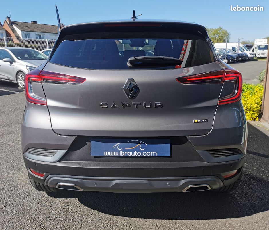 Renault captur tce 160ch mild hybrid rs line edc (image 4)