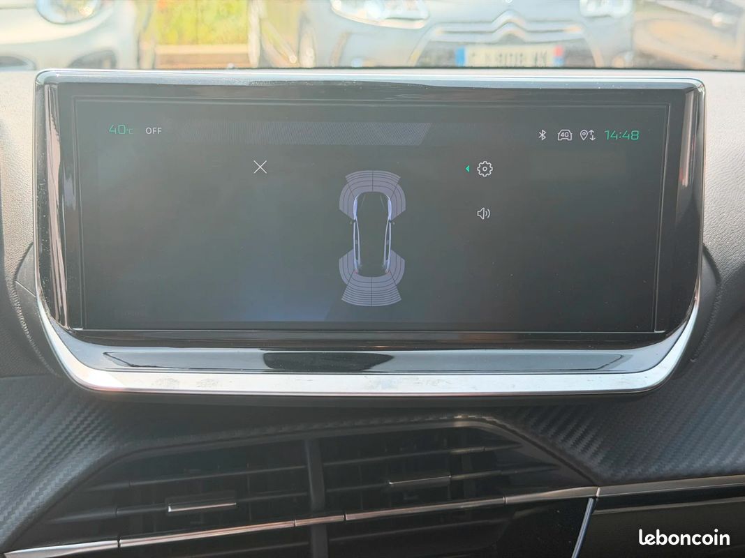PEUGEOT 208 PureTech 100 S&S BVM6 Allure - 1ER MAIN (image 25)