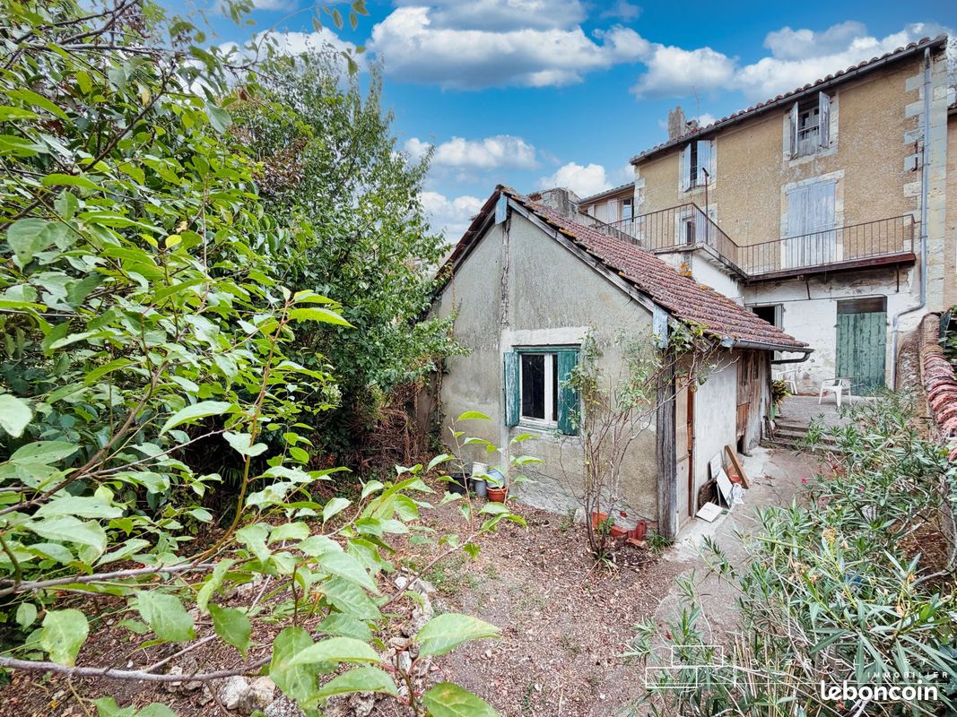 Maison 8 pièces 280 m² · à Auch · 280 m² · 227 000 €